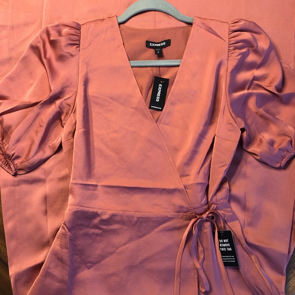 Express Statin Puff Sleeve Belted Wrap Maxi Dress